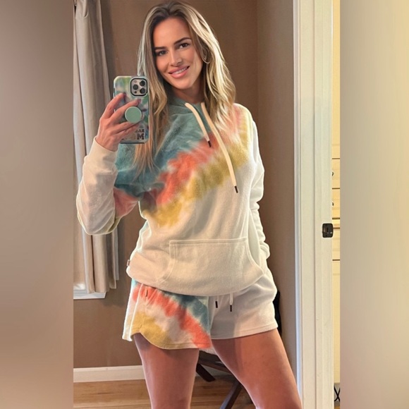 Feat x Kristin Cavallari | Tie Dye Blanketblend Hoodie&short set - Picture 1 of 8